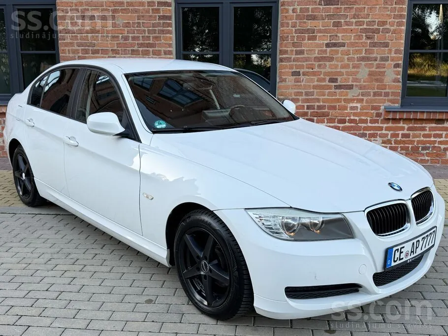 BMW 316 2010 photo 3