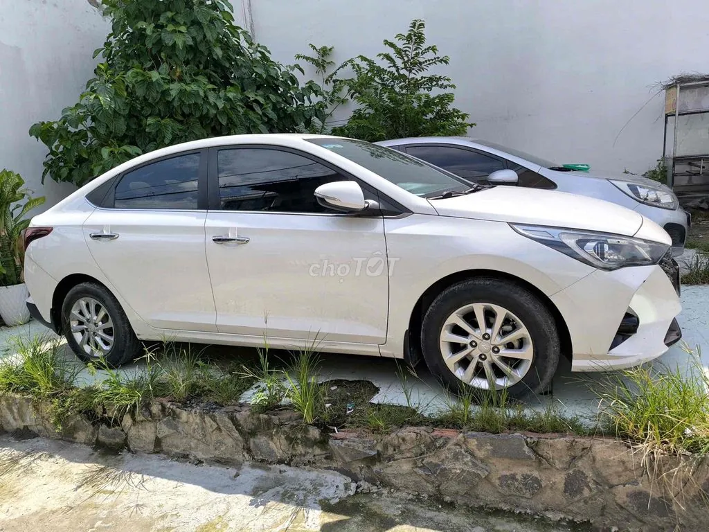 Hyundai Accent 2022 photo 2