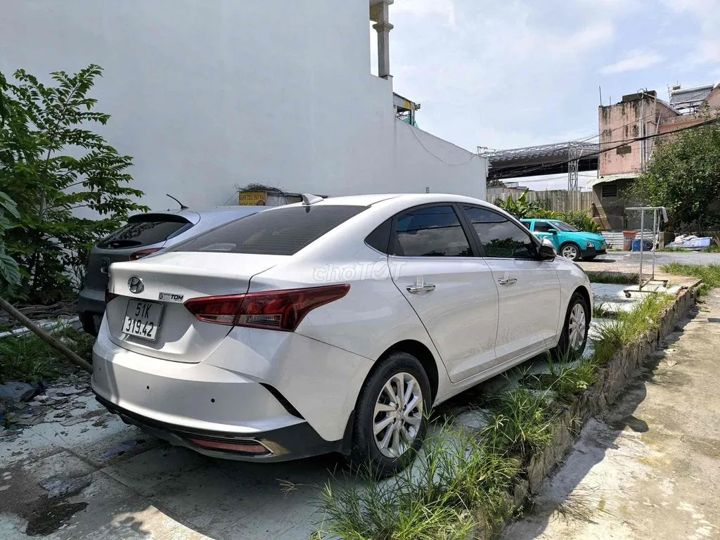 Hyundai Accent 2022 photo 3