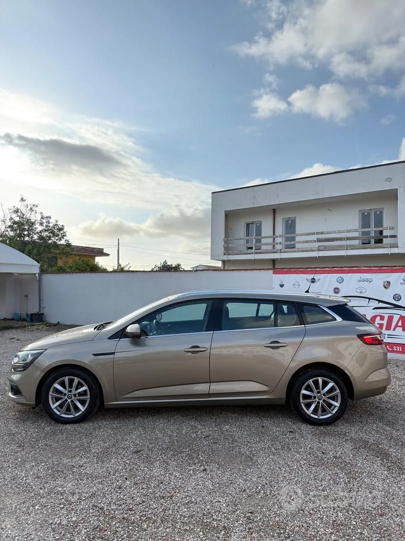 Renault Megane 2017 photo 4