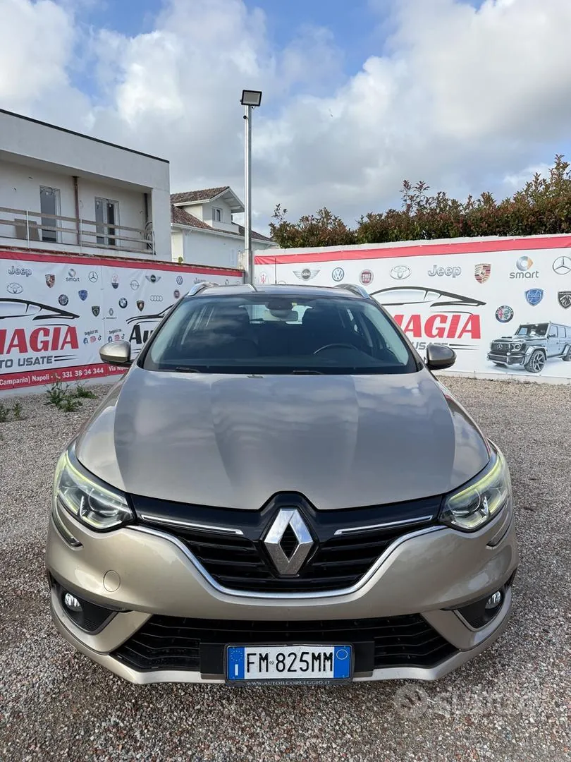 Renault Megane 2017 photo 2
