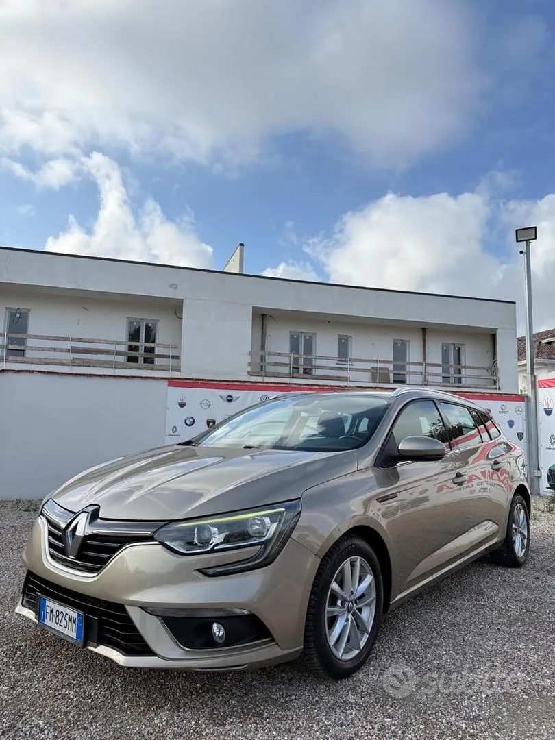 Renault Megane 2017 photo 3