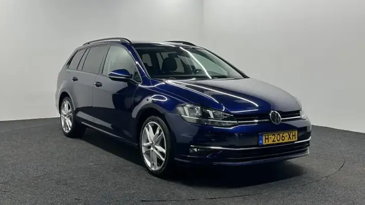 Volkswagen Golf Variant 2020 photo 3