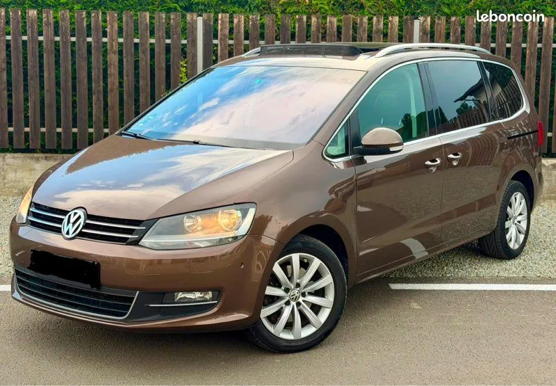 Volkswagen Sharan 2011 photo 2