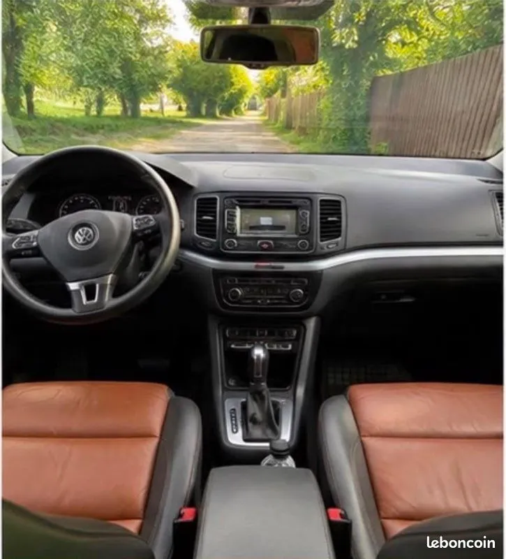 Volkswagen Sharan 2011 photo 3
