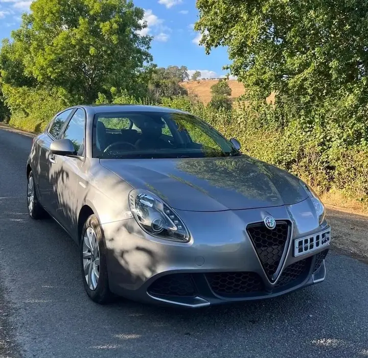 Alfa Romeo Giulietta 2017 photo 4