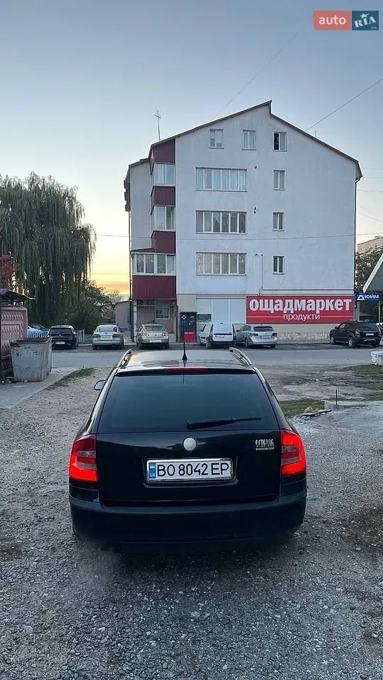 Skoda Octavia 2008 photo 4
