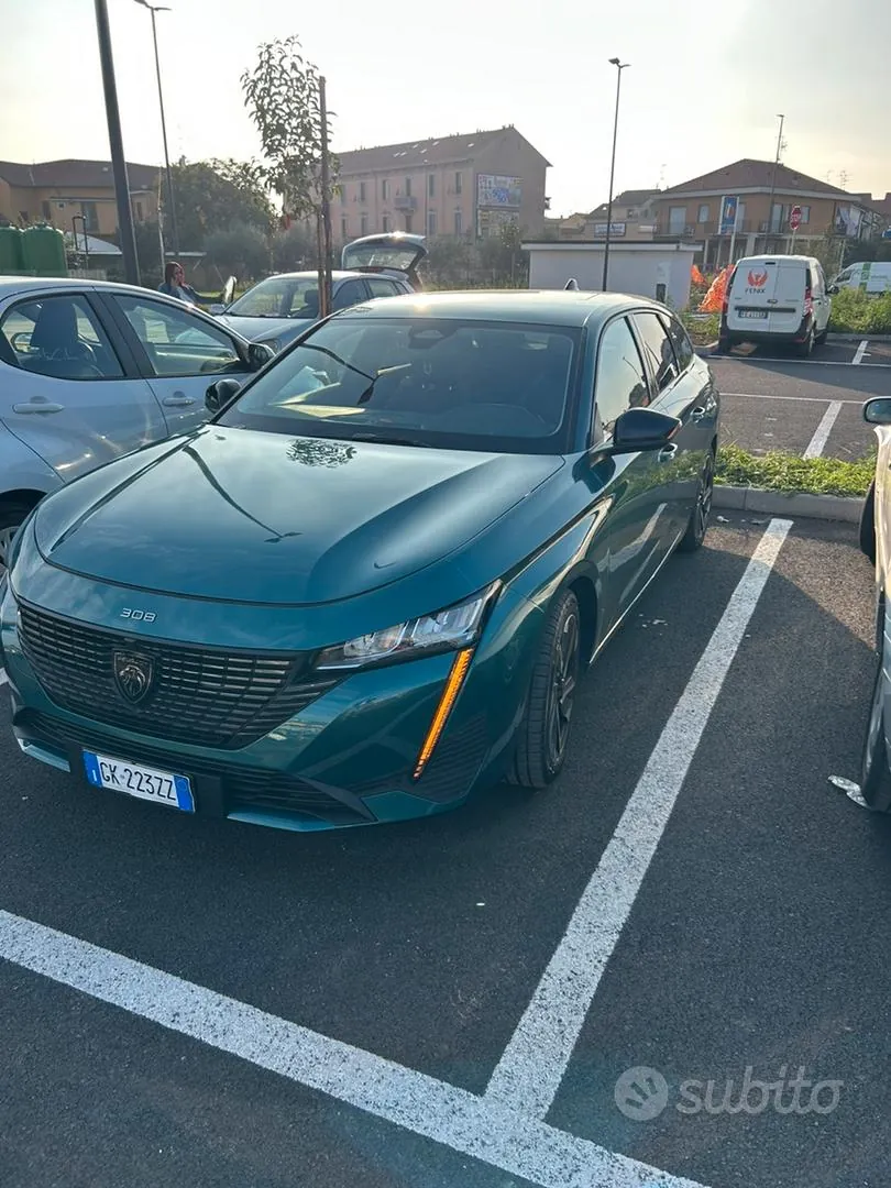 Peugeot 308 2023 photo 2