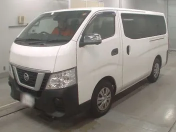 Nissan Nv350 2019 photo 2