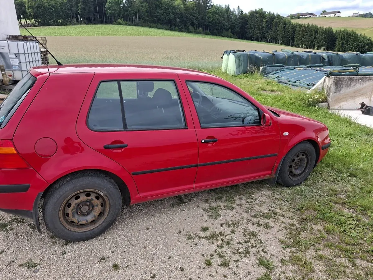 Volkswagen Golf 2001 photo 3