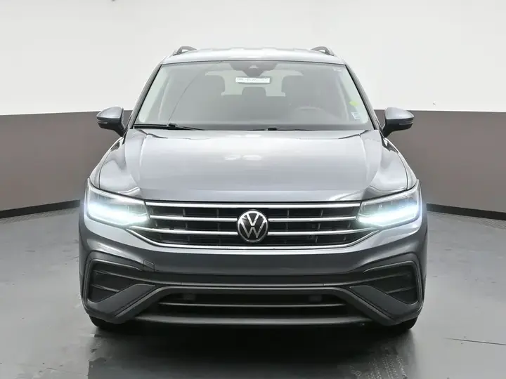 Volkswagen Tiguan 2022 photo 2