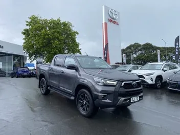 Toyota Hilux 2022 photo 2