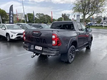 Toyota Hilux 2022 photo 3