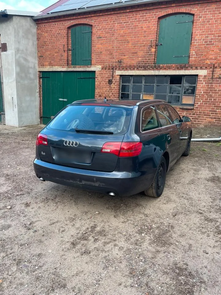 Audi A6 Avant
