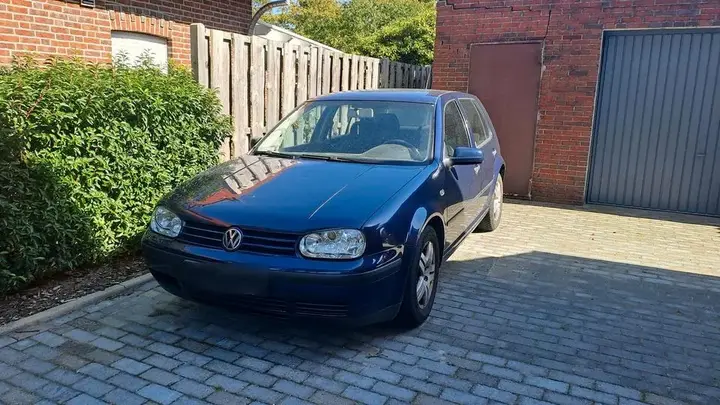 Volkswagen Golf 4