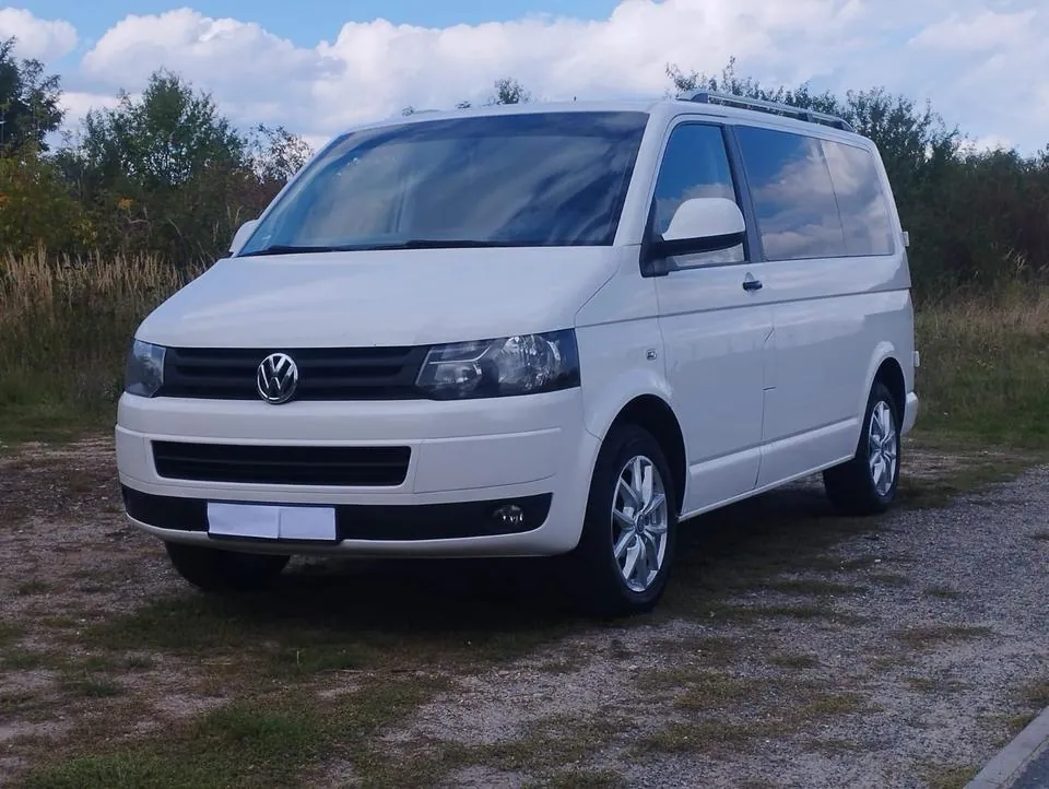 Volkswagen T5 Kombi
