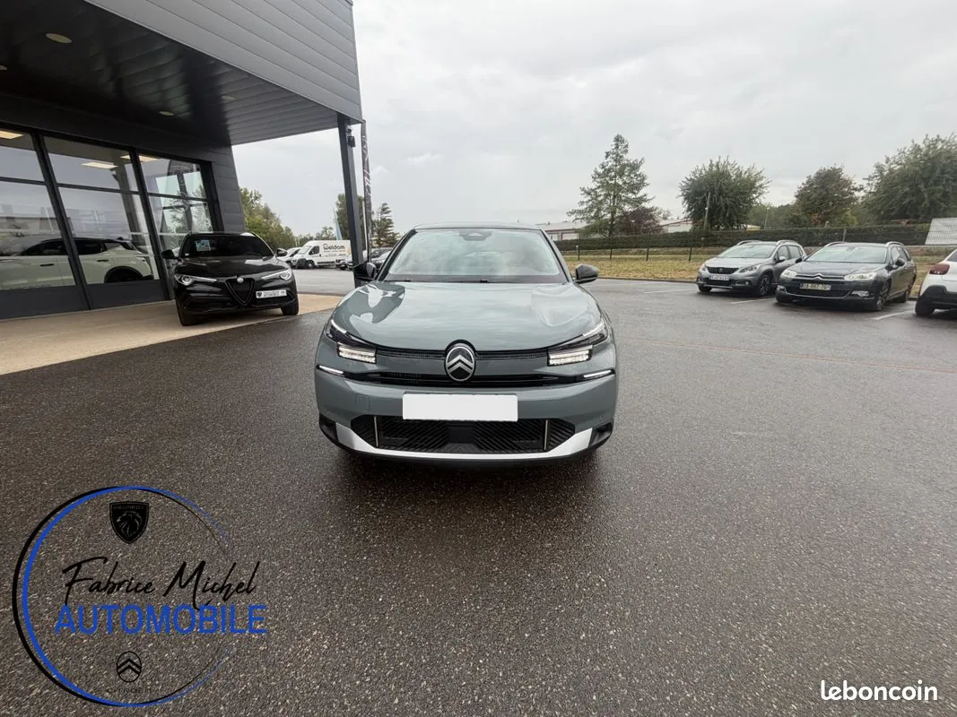 Citroen C4 2025 photo 2