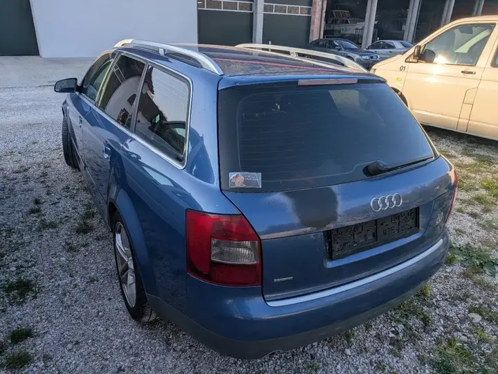 Audi A4 2003 photo 3