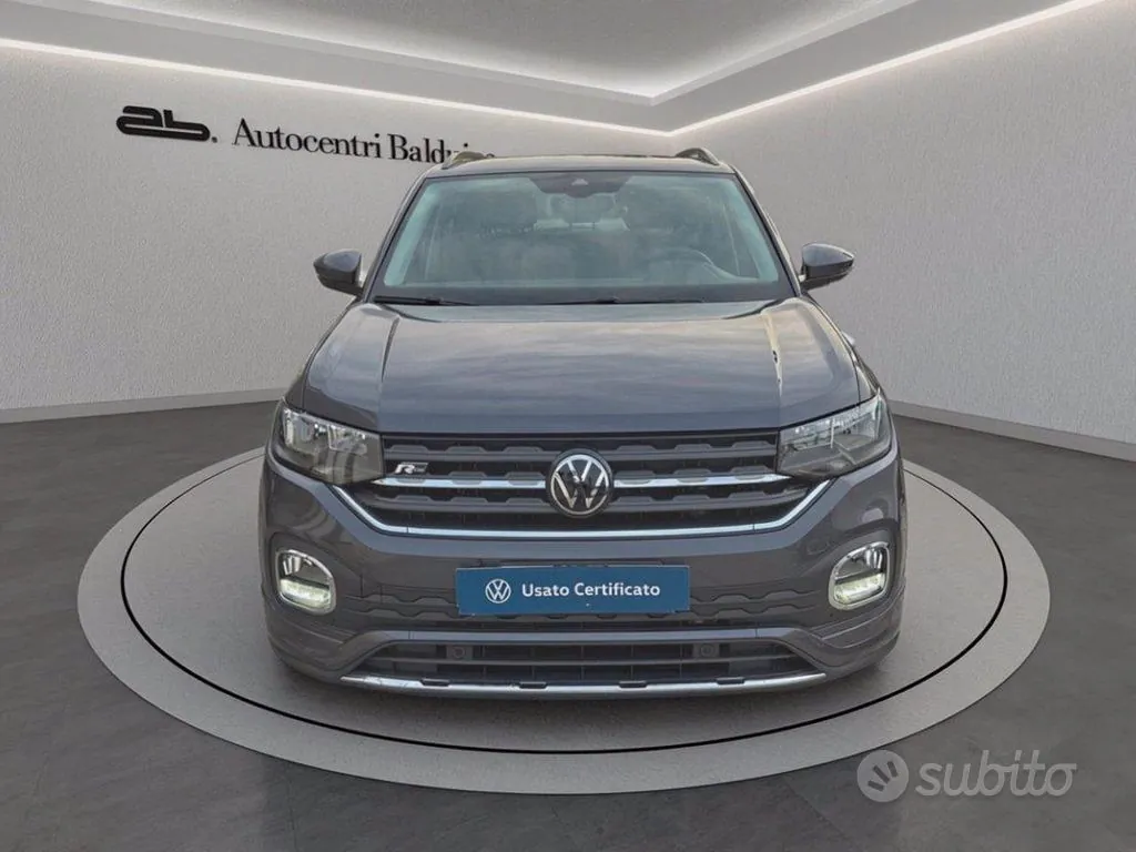 Volkswagen T-Cross 2023 photo 2