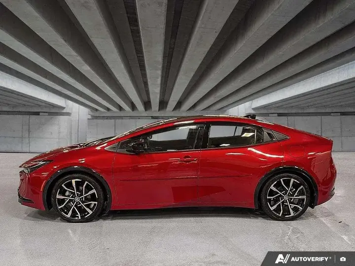 Toyota Prius 2026 photo 3