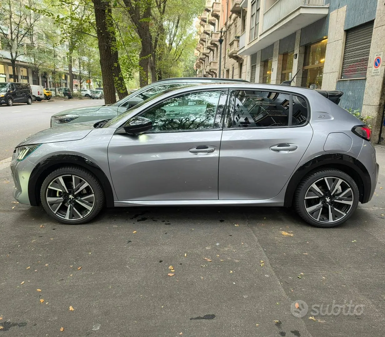 Peugeot 208 2021 photo 4