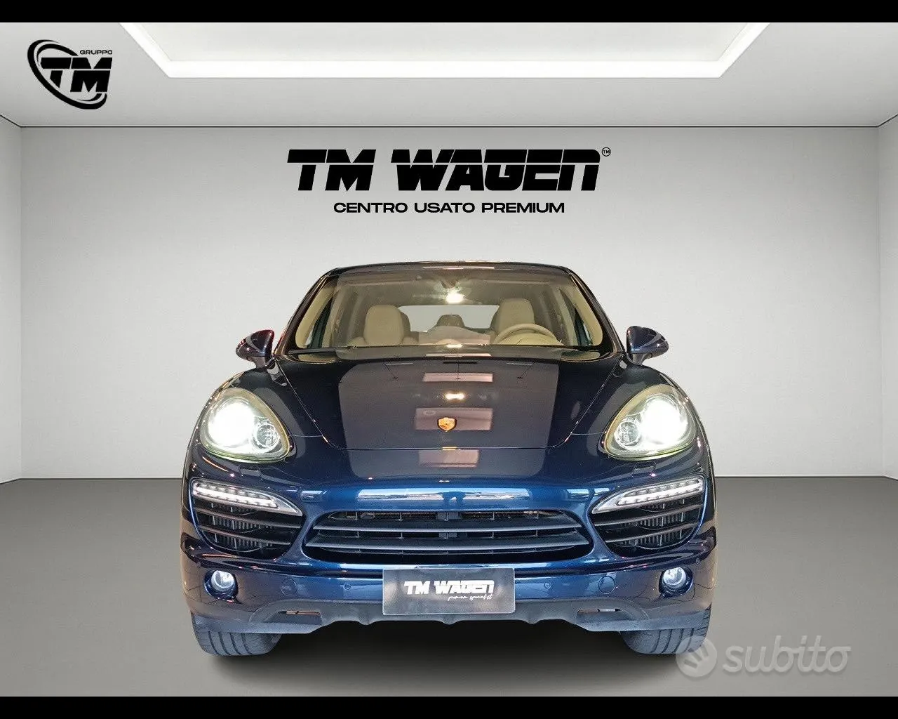 Porsche Cayenne 2011 photo 2