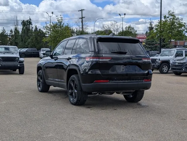 Jeep Grand Cherokee 2025 photo 4