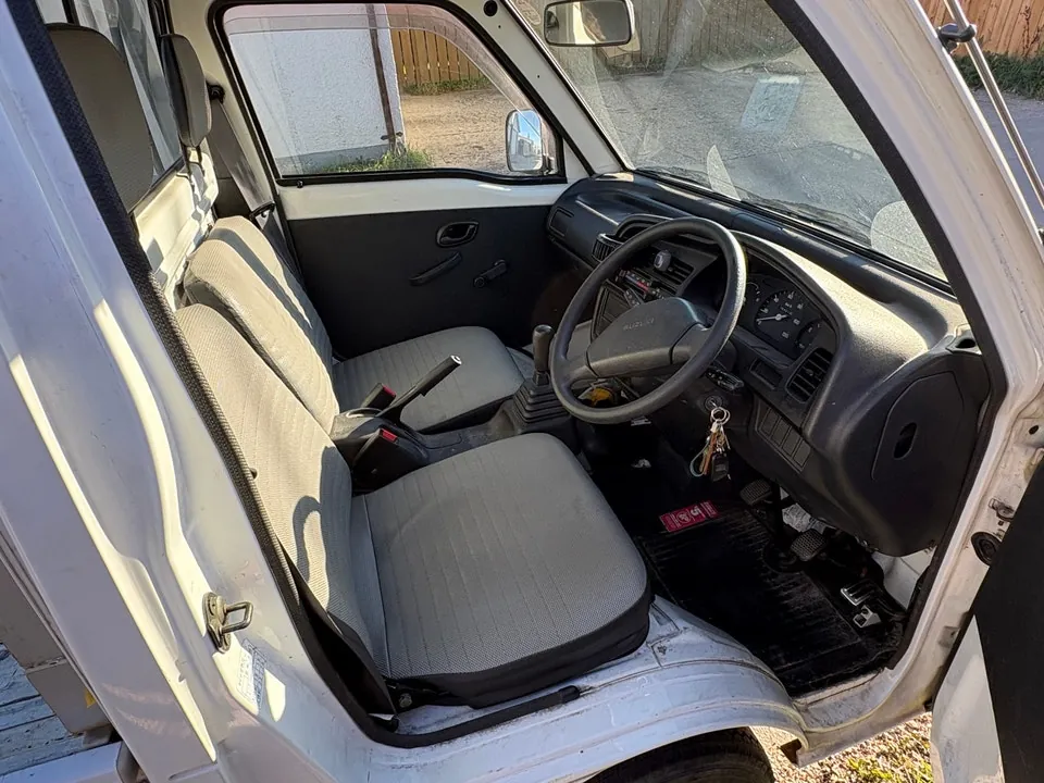 Suzuki Carry 1997 photo 5