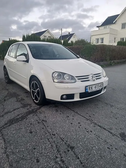 Volkswagen Golf V