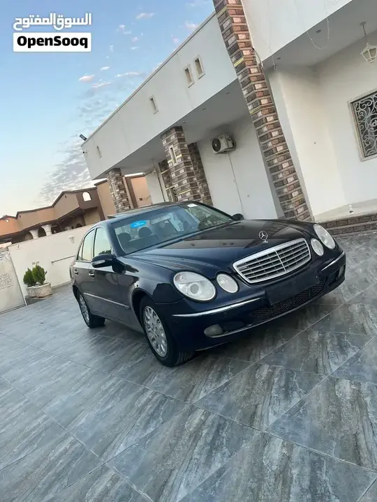 Mercedes-Benz E-Class 2004 photo 3