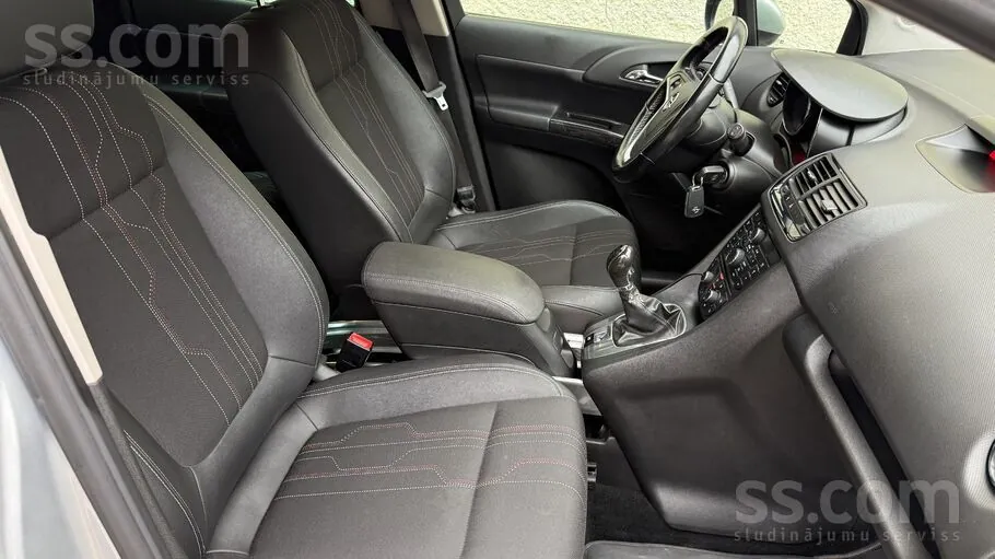 Opel Meriva 2012 photo 5