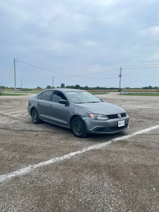 Volkswagen Jetta 2012 photo 2