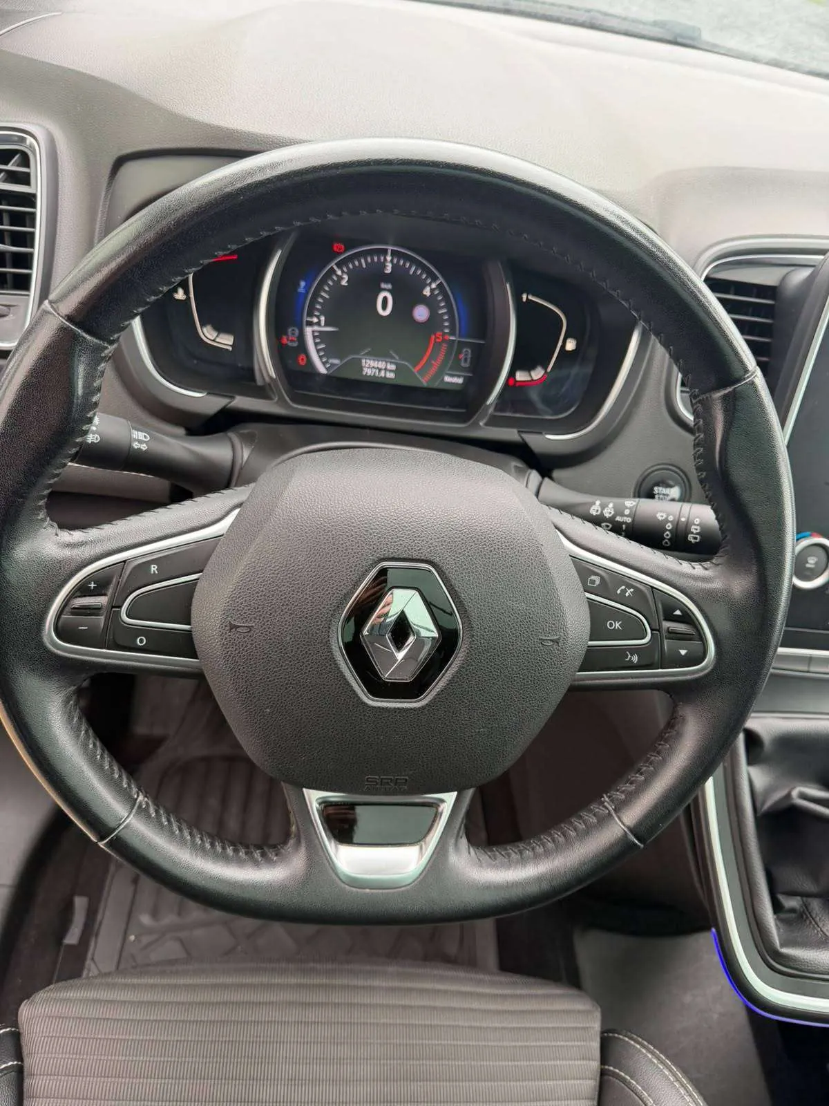Renault Scenic 2016 photo 5