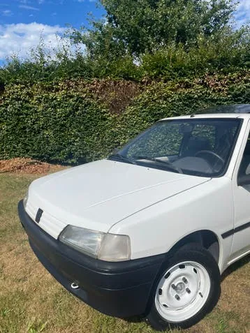 Peugeot 106