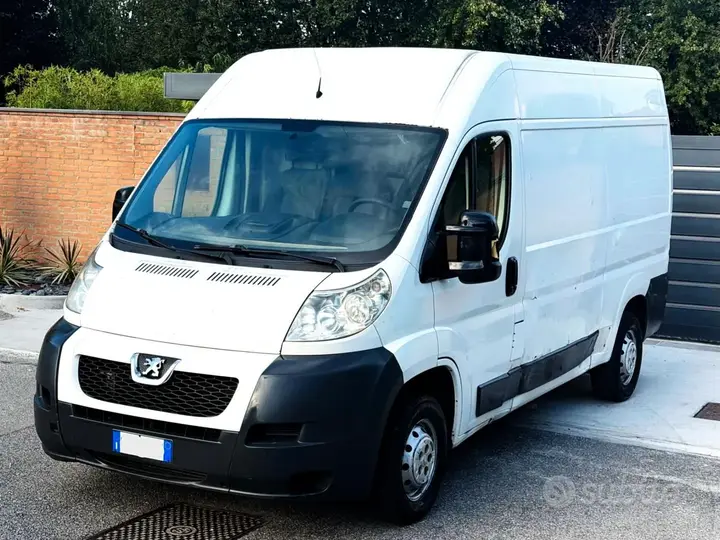 Peugeot Boxer 2012 photo 3