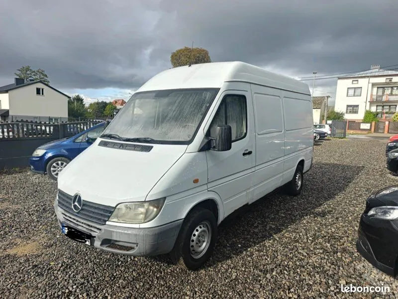 Mercedes-Benz Sprinter