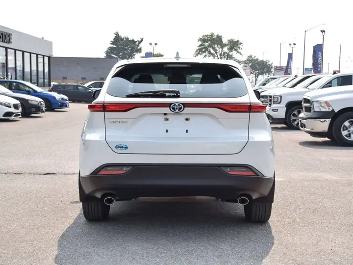 Toyota Venza 2024 photo 5