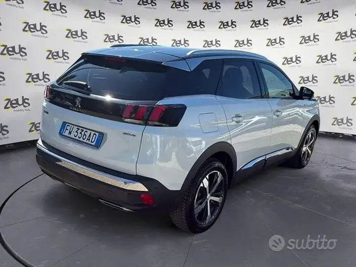 Peugeot 3008 2019 photo 4