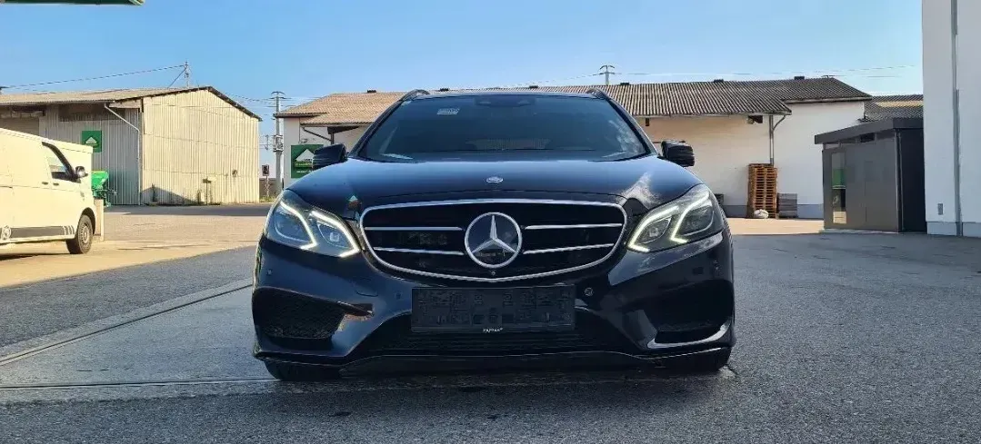 Mercedes-Benz E-Class 2015 photo 3