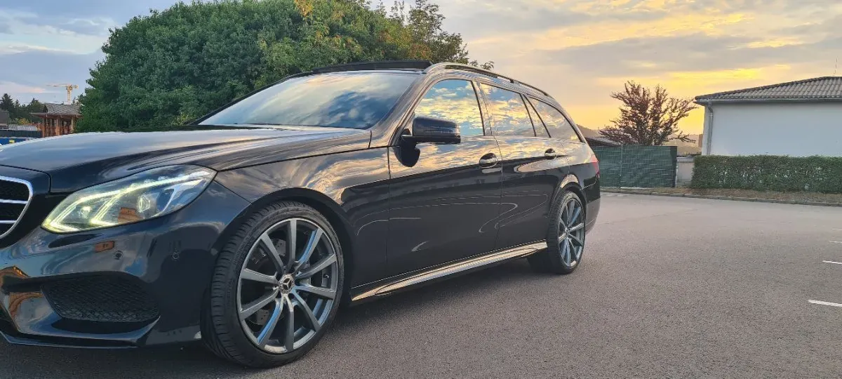 Mercedes-Benz E-Class 2015 photo 2