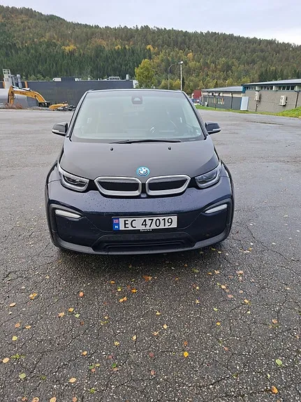 BMW I3