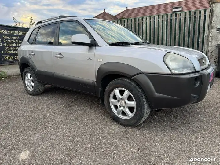 Hyundai Tucson 2005 photo 2