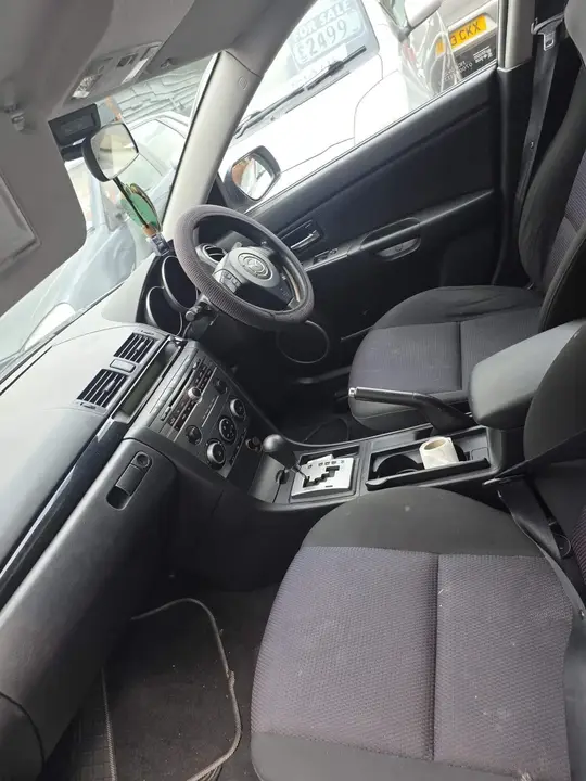 Mazda Mazda3 2006 photo 4