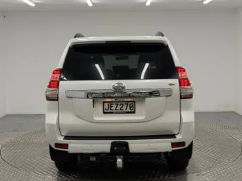 Toyota Land Cruiser Prado 2015 photo 5