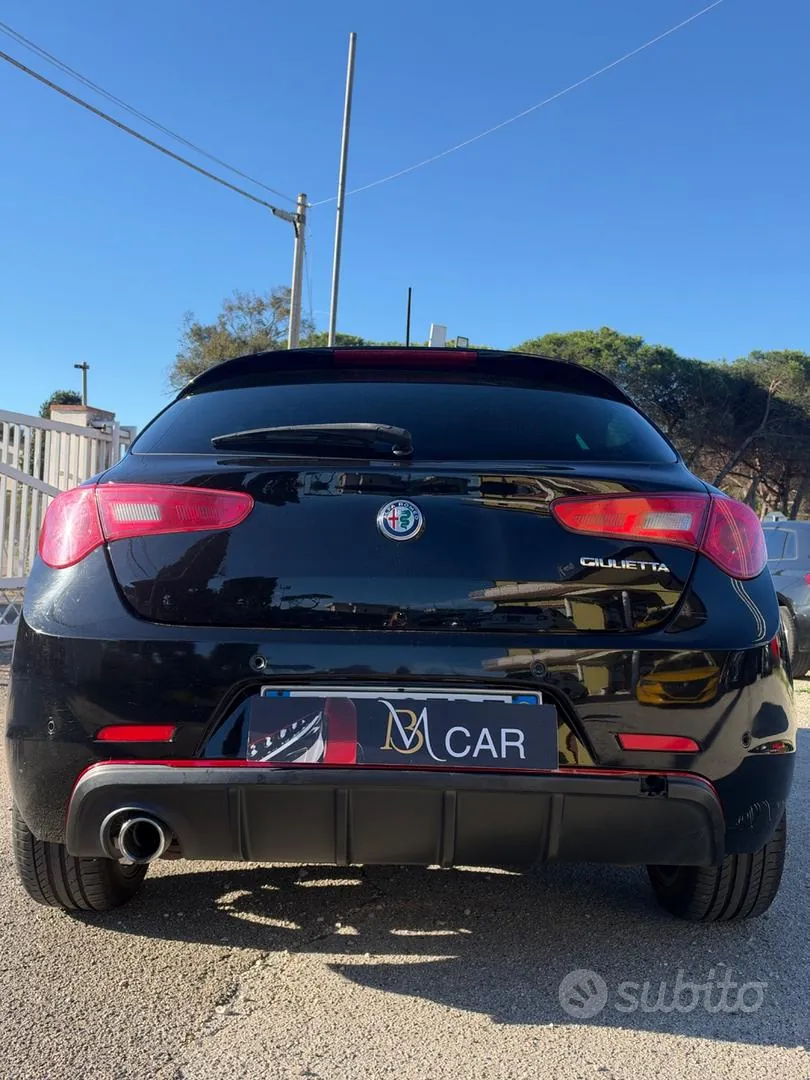 Alfa Romeo Giulietta 2016 photo 5