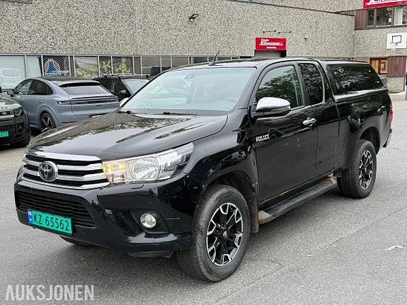 Toyota Hilux