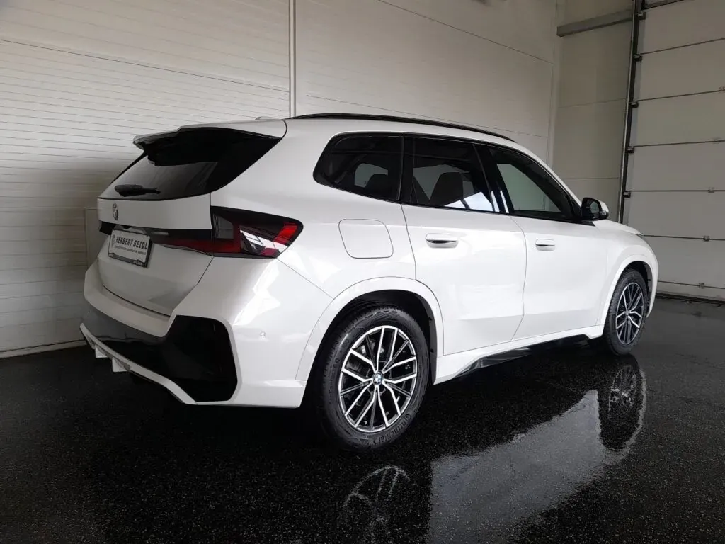 BMW X1 2023 photo 2