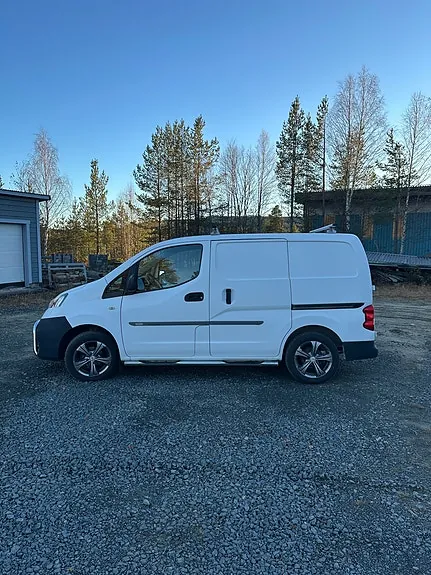 Nissan Nv200 2011 photo 2