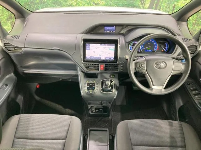 Toyota Corolla Hybrid X 2014 photo 2