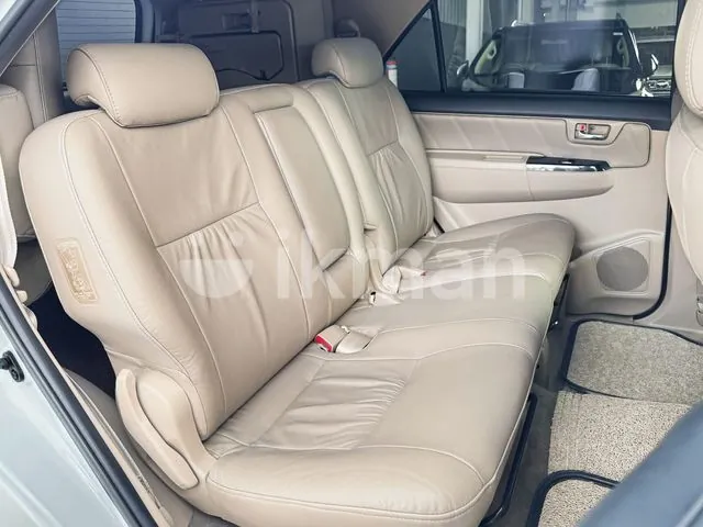 Toyota Fortuner 2015 photo 5